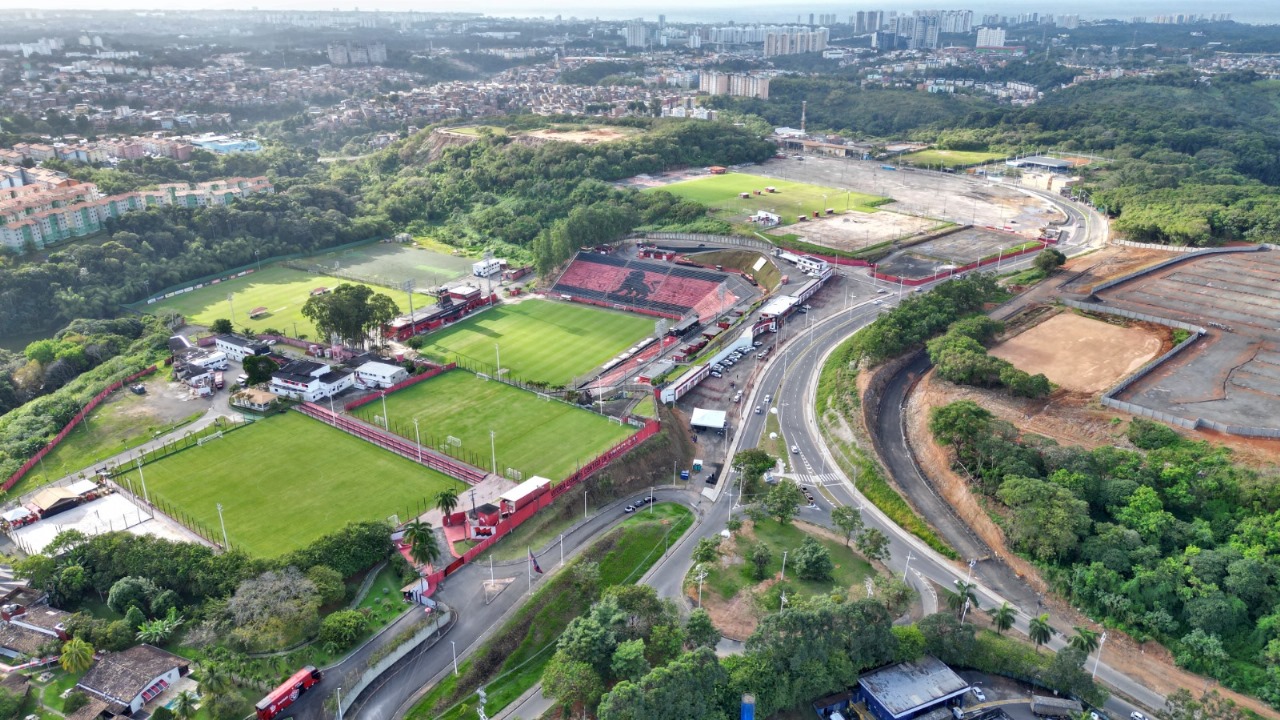 Duplicação da rua Artêmio Castro Valente é entregue melhorando acesso ao Estádio Manoel Barradas