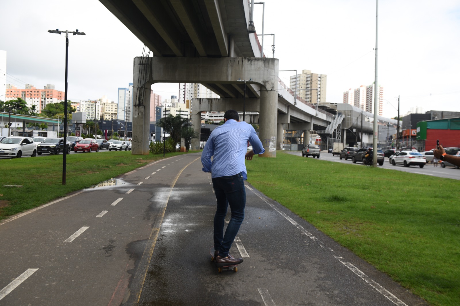 Canteiro central da Av. Bonocô ganhará parque urbano com quadras, pista de skate, parques infantis e outras áreas de lazer