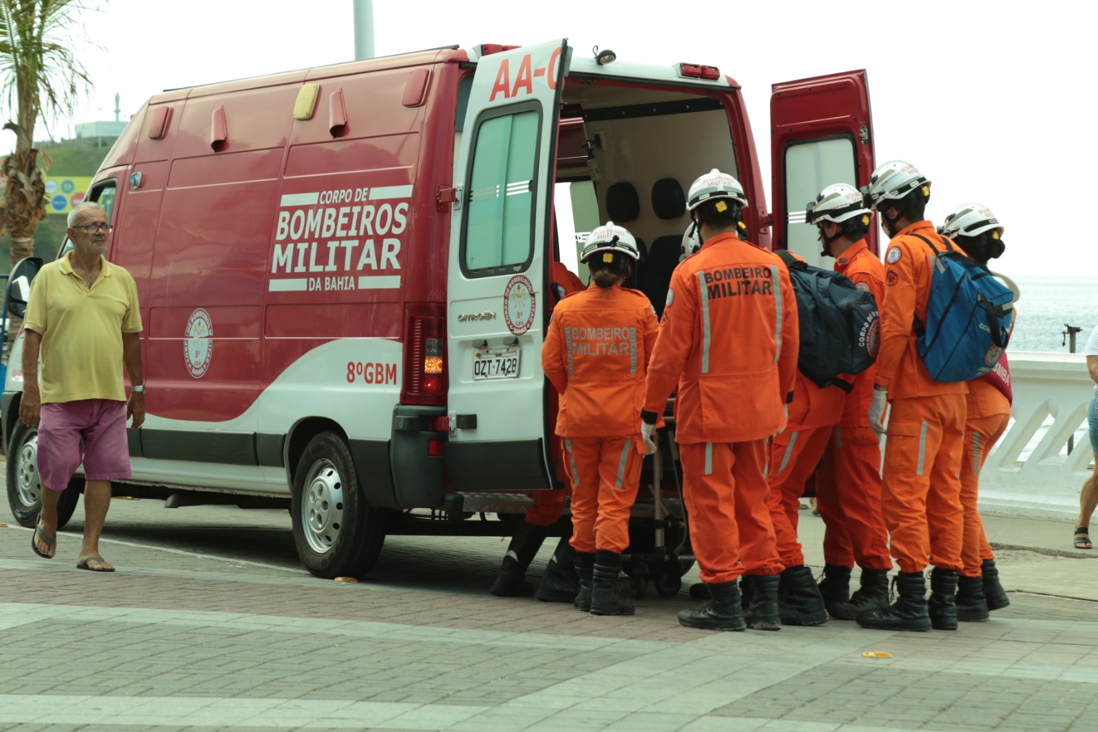 Corpo de Bombeiros faz treinamento para o Carnaval 2024 com simulação na Barra