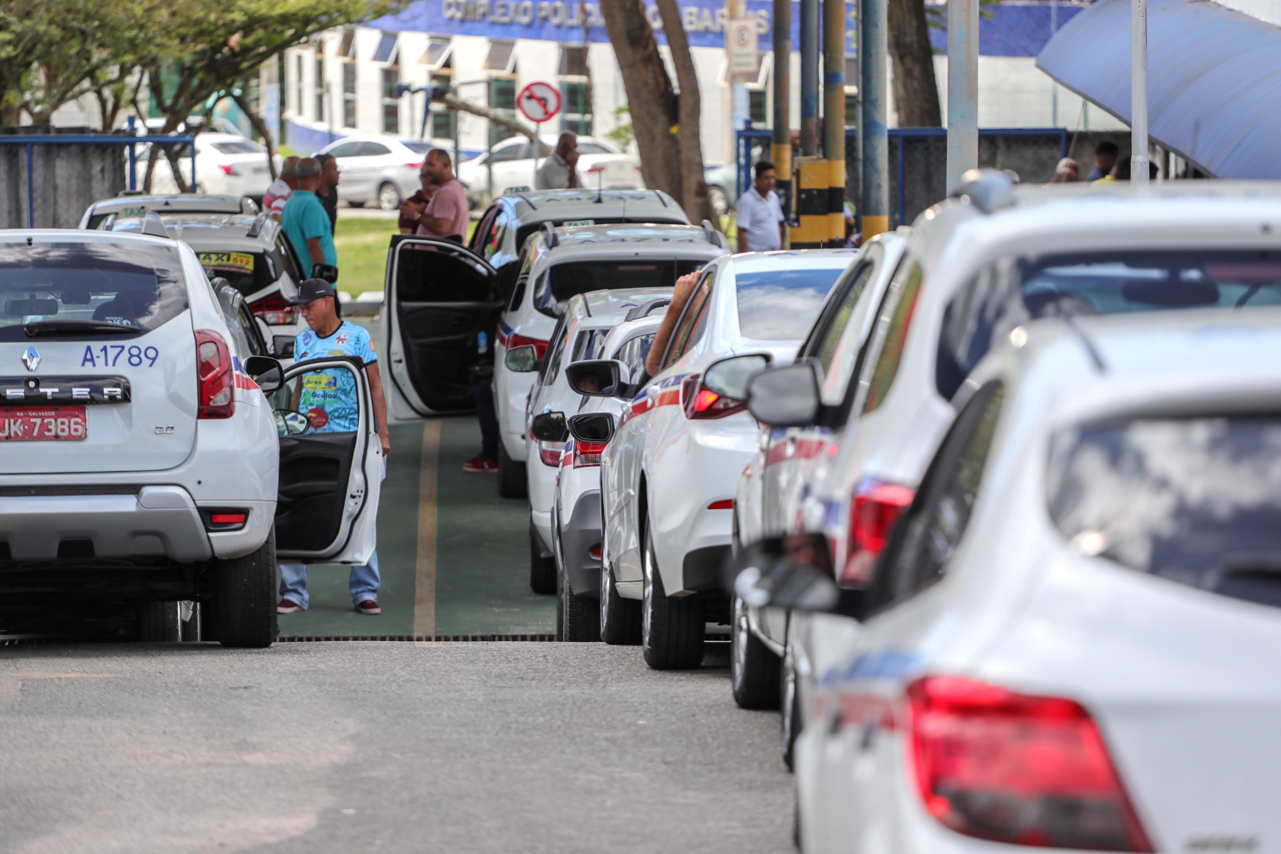 Taxistas, mototaxistas e demais autorizatários terão prazo para regularizarem documentação prorrogado