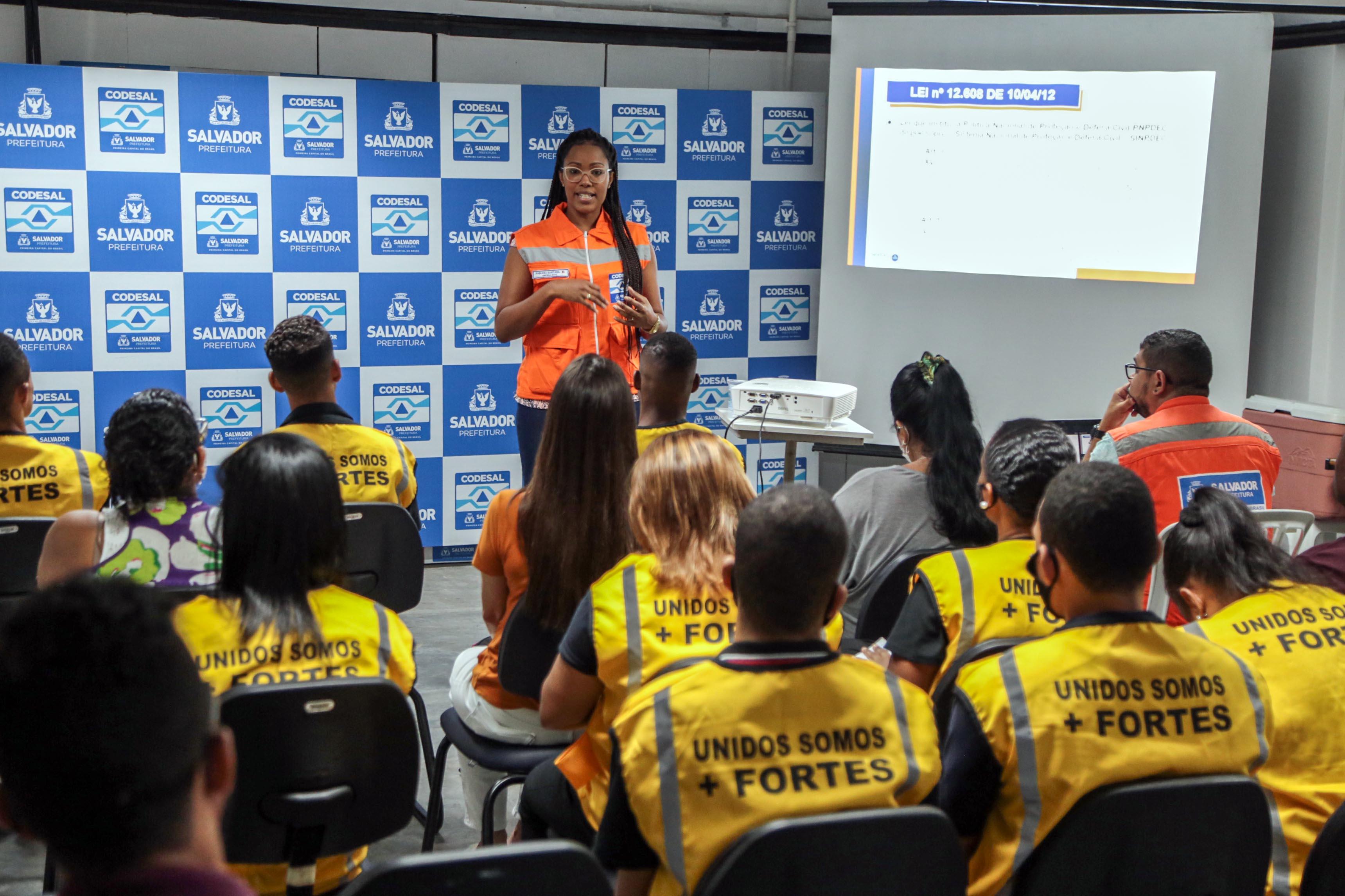 Defesa Civil de Salvador capacitou mais de 1,5 mil voluntários em dois anos