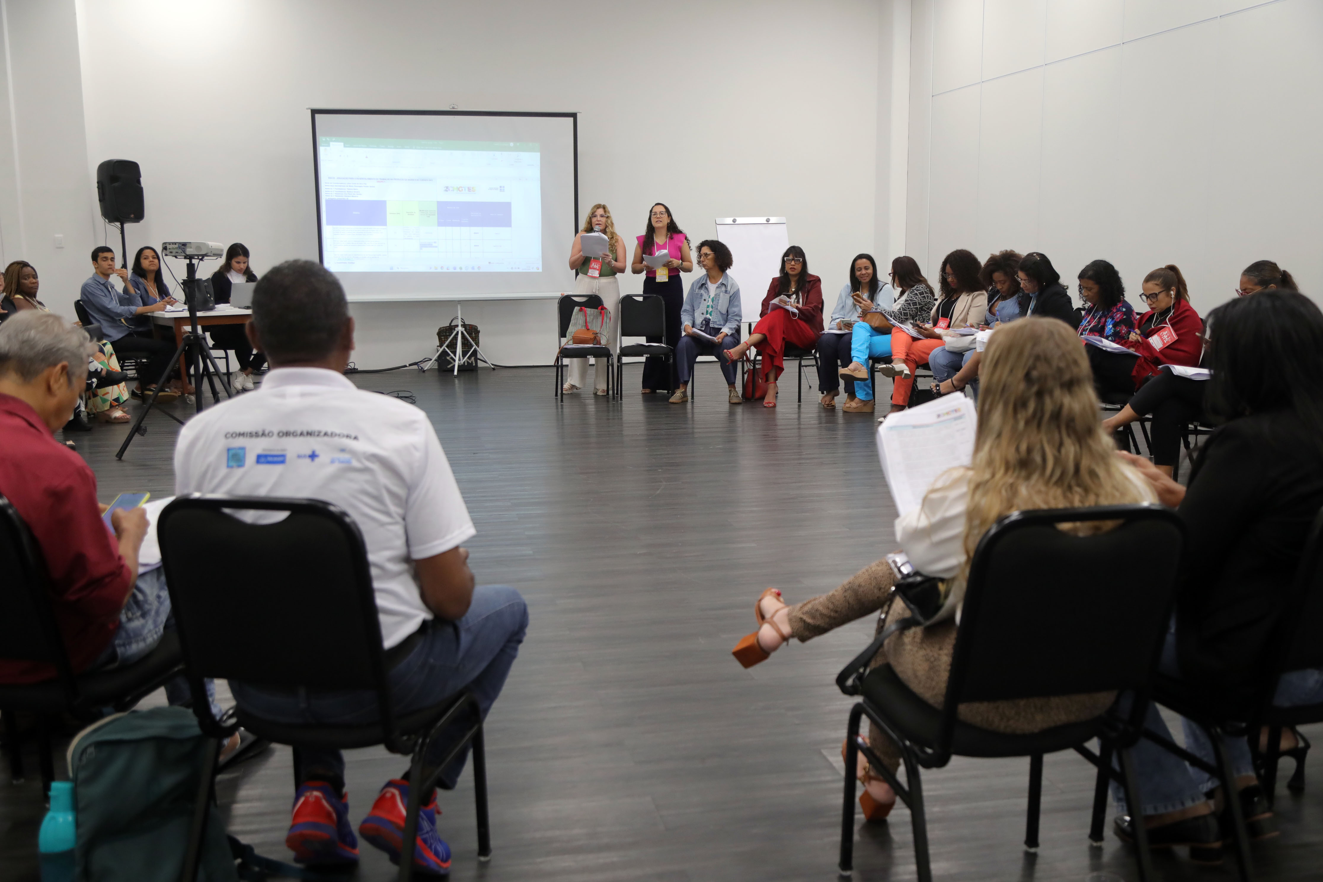 Conferência discute políticas públicas para gestão do trabalho e educação na saúde em Salvador