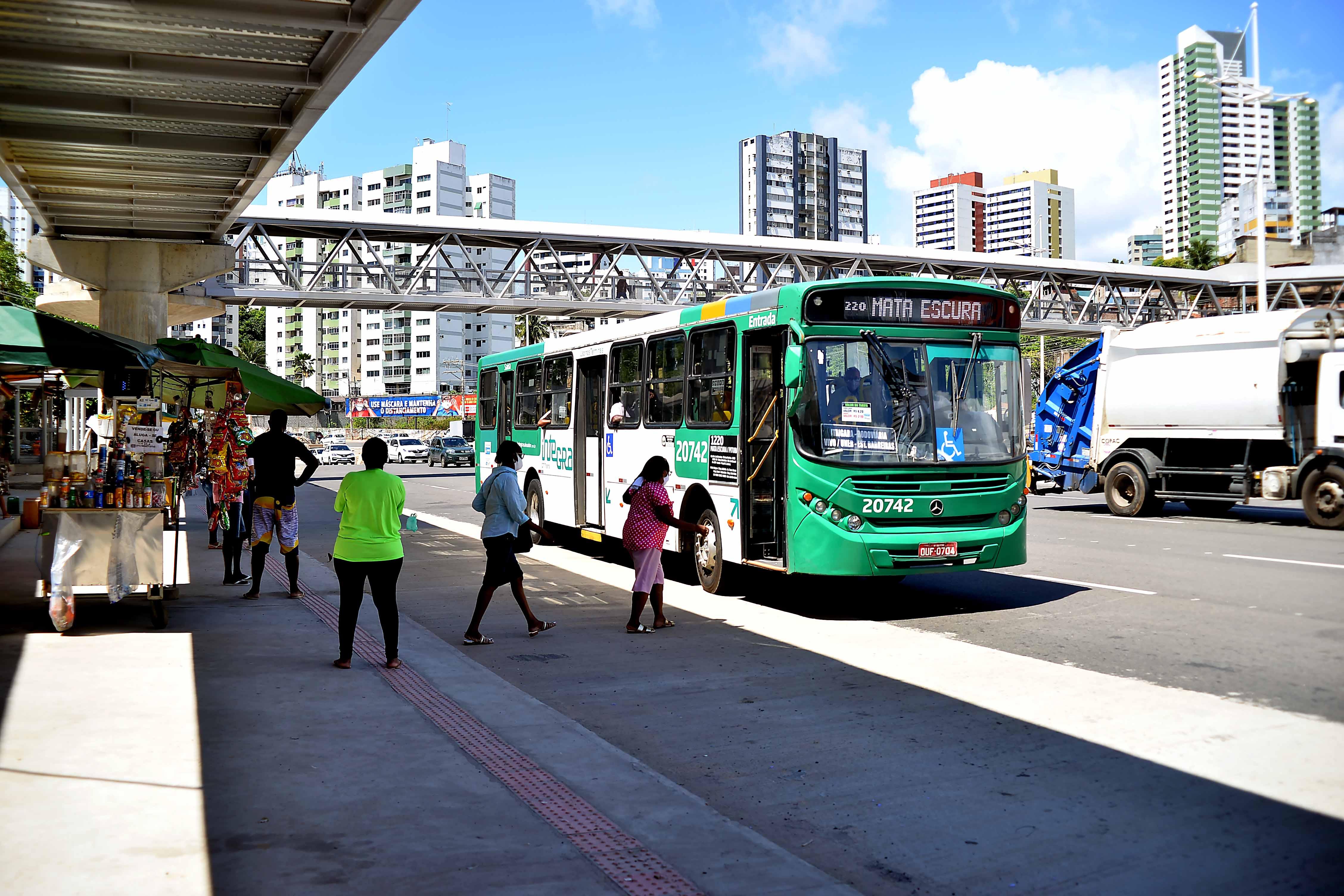 Linhas garantem reforço no atendimento no horário de pico