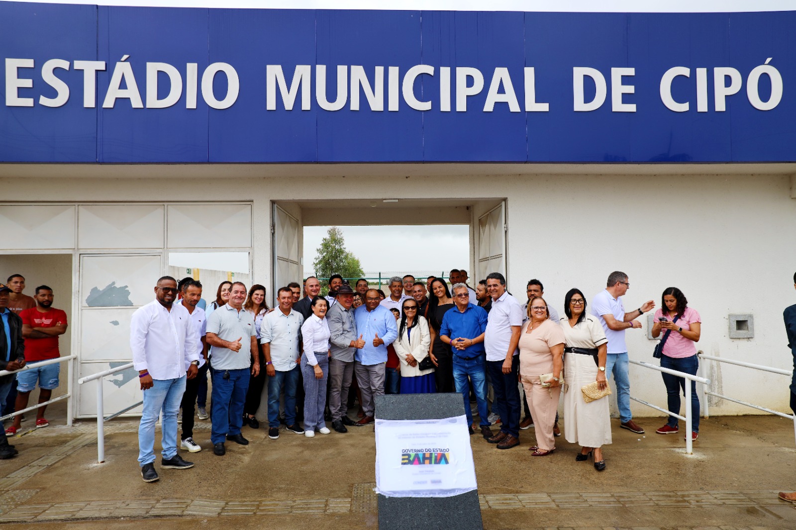 Governo do Estado entrega novas UBSs e reforça investimentos em educação, infraestrutura e lazer no município de Cipó