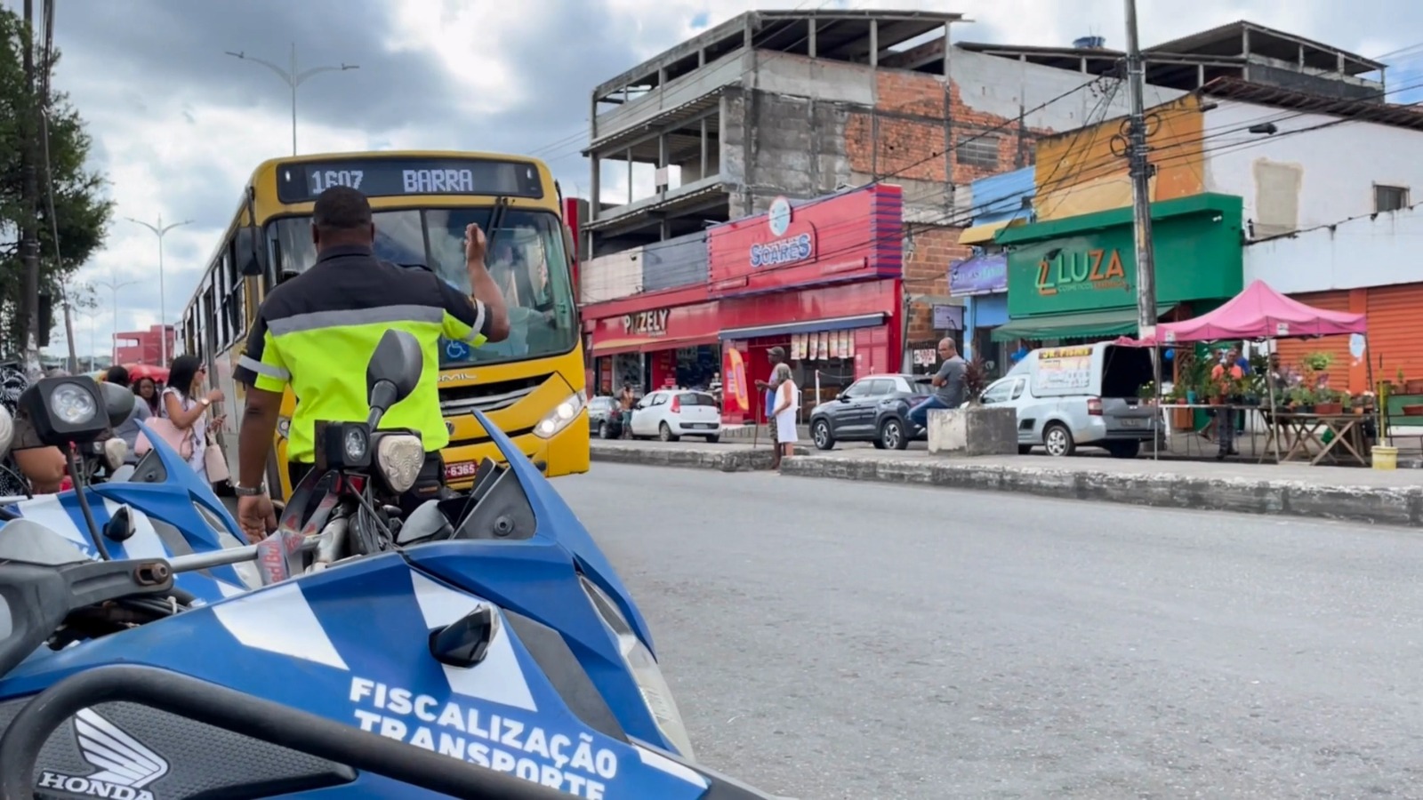 Casos de vandalismo em ônibus prejudicam a população