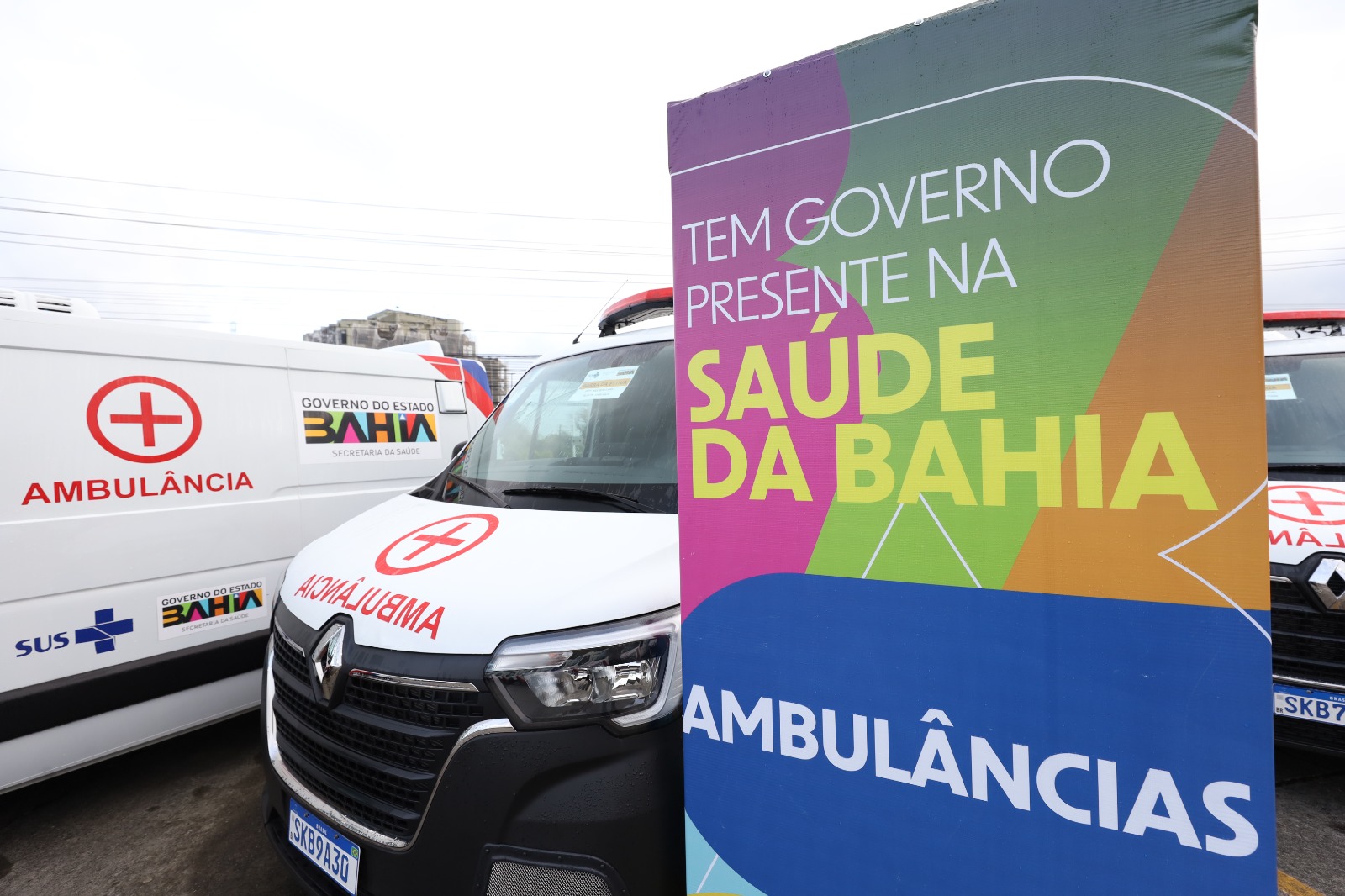 Governo do Estado reforça atendimento de emergência e transporte de pacientes no interior com 59 ambulâncias novas