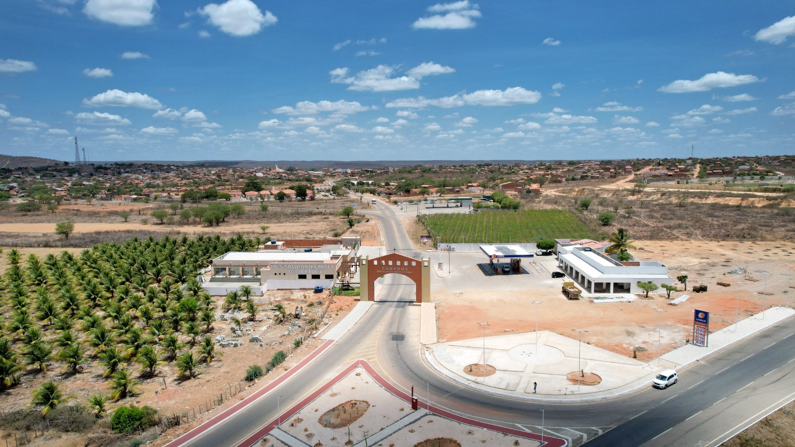 Em Canudos, obras de saneamento básico e infraestrutura transformam realidade dos moradores