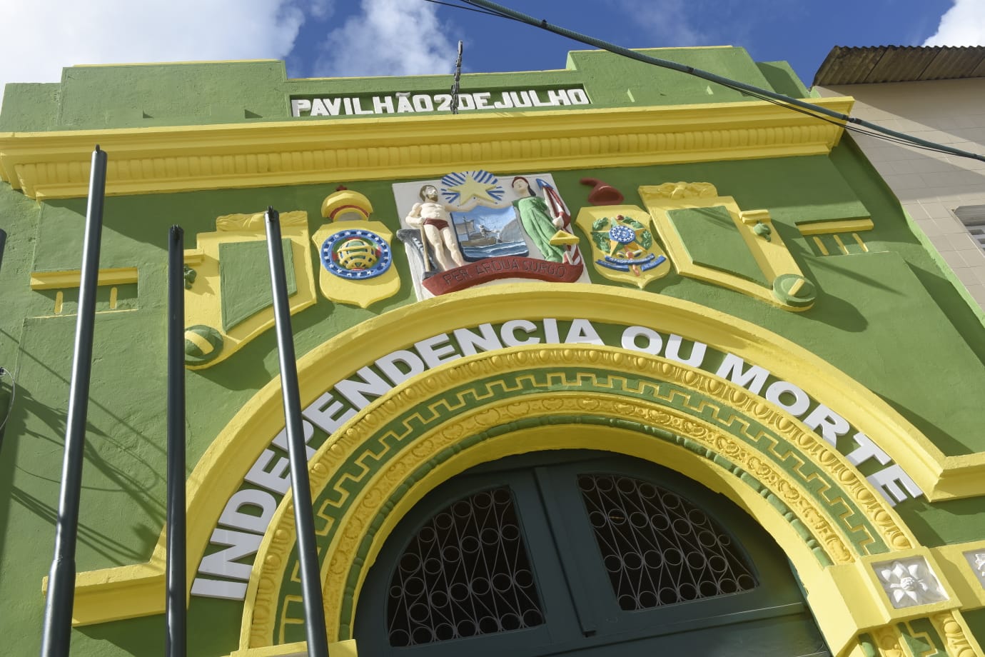 Visita guiada com estudantes marca entrega do Memorial Pavilhão 2 de Julho na Lapinha